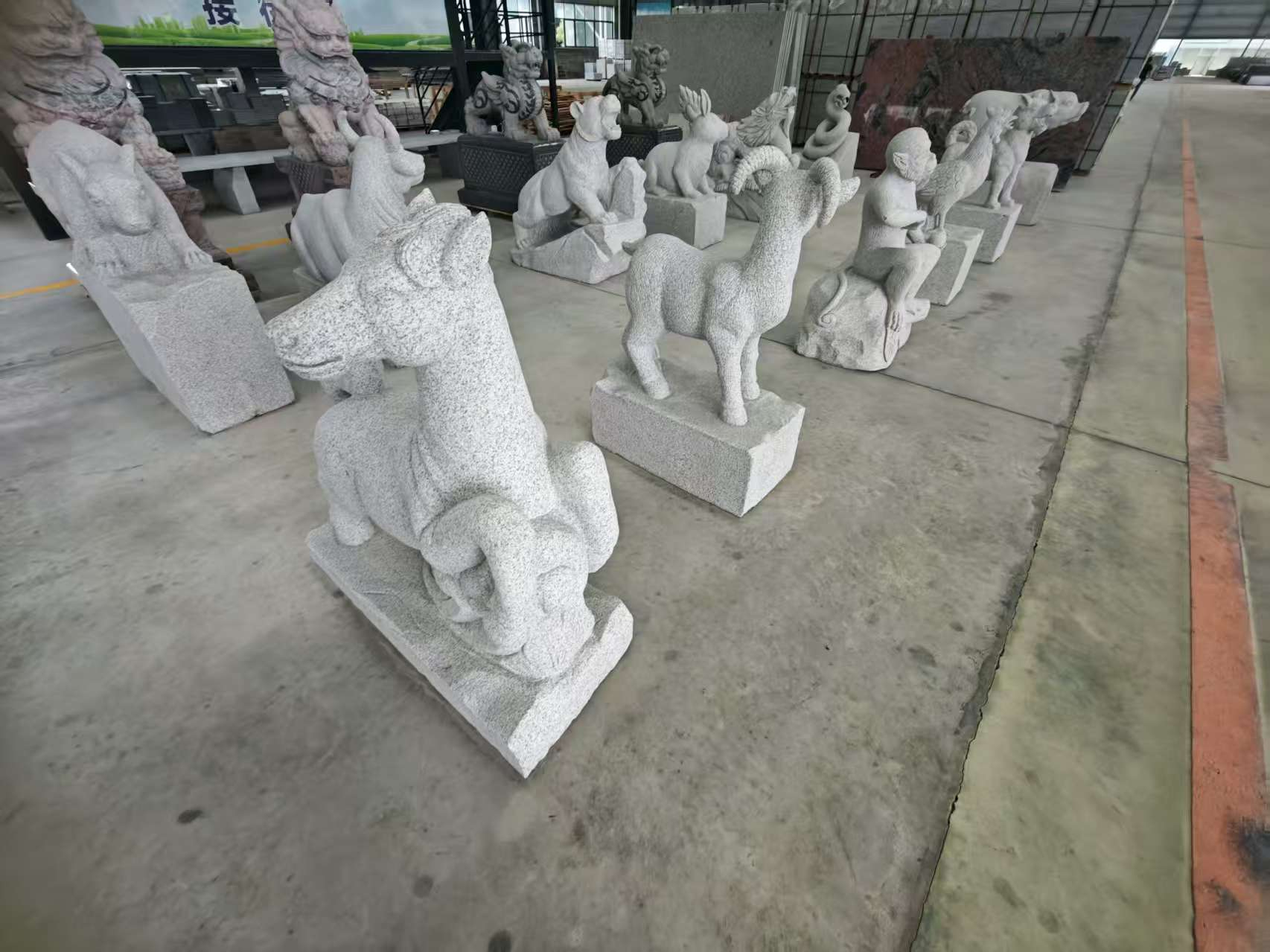 许昌芝麻白雕刻 十二生肖 异形雕刻