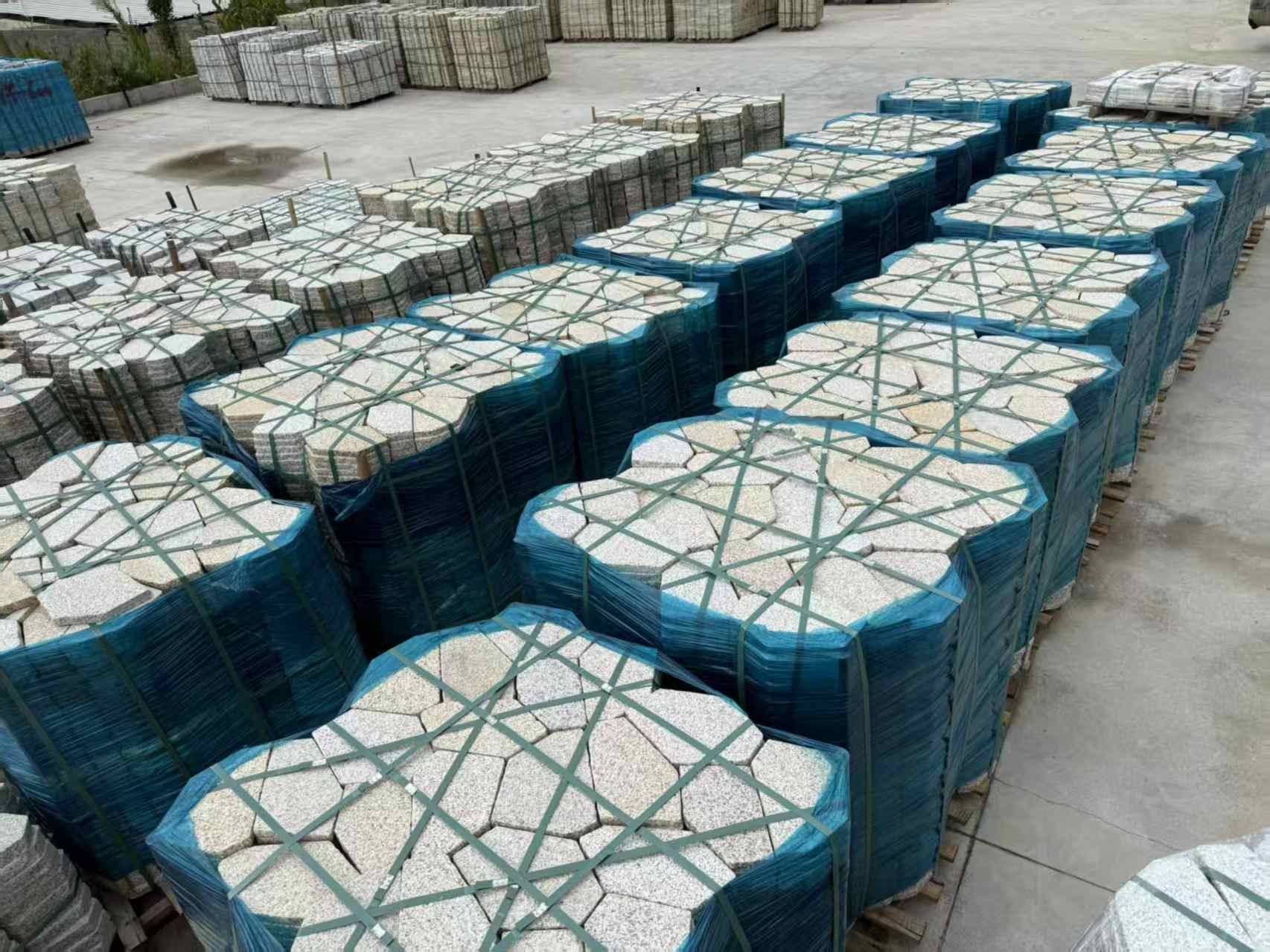 许昌黄金麻冰裂纹 碎拼