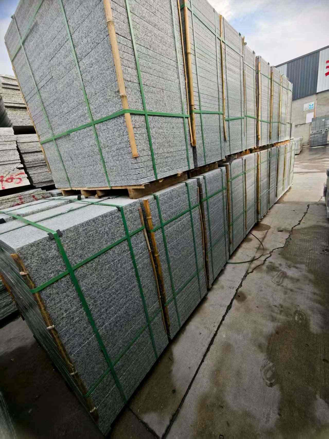 许昌芝麻白地铺版 石材地铺石